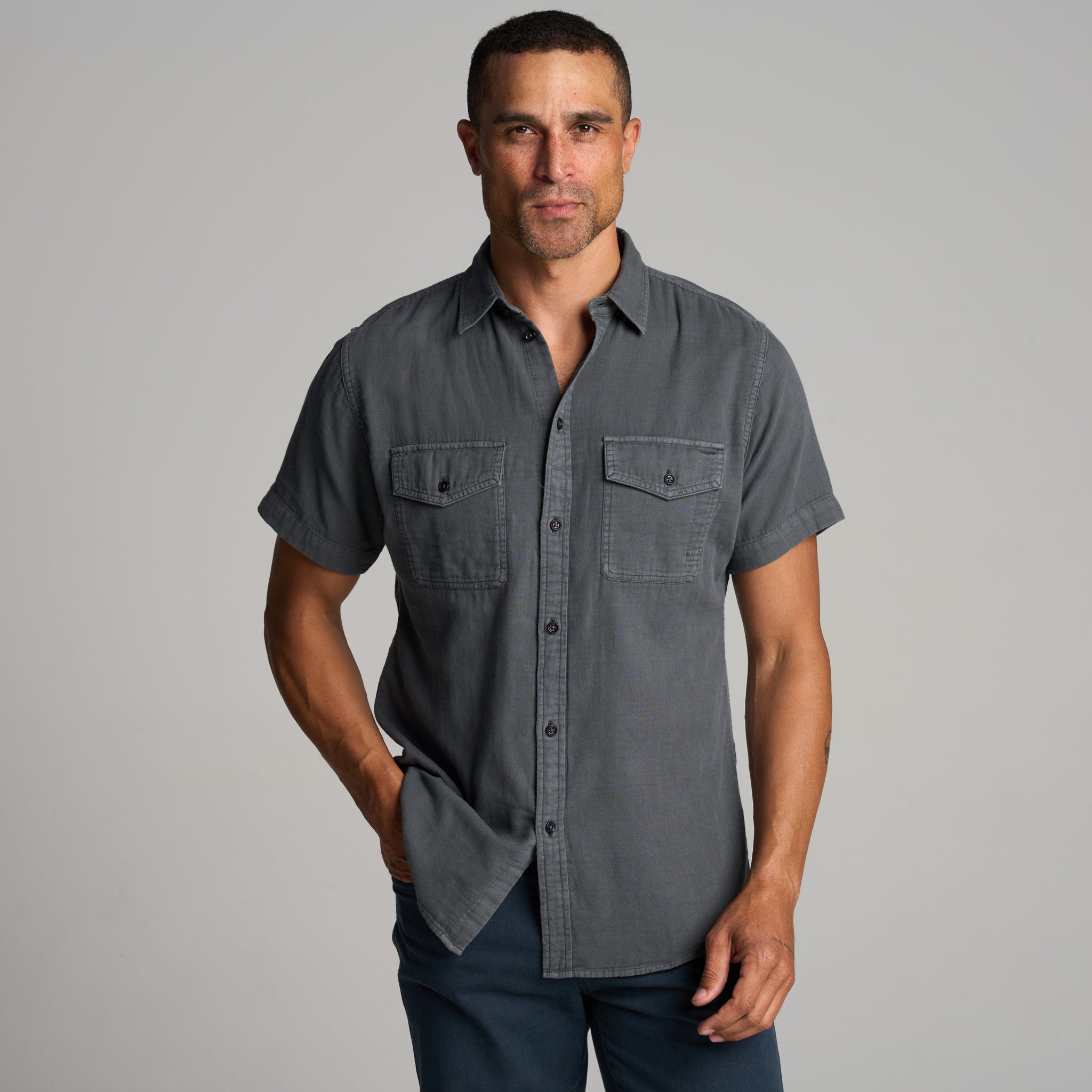 Leeds-SS-Blue-Dusk_front.jpg?v