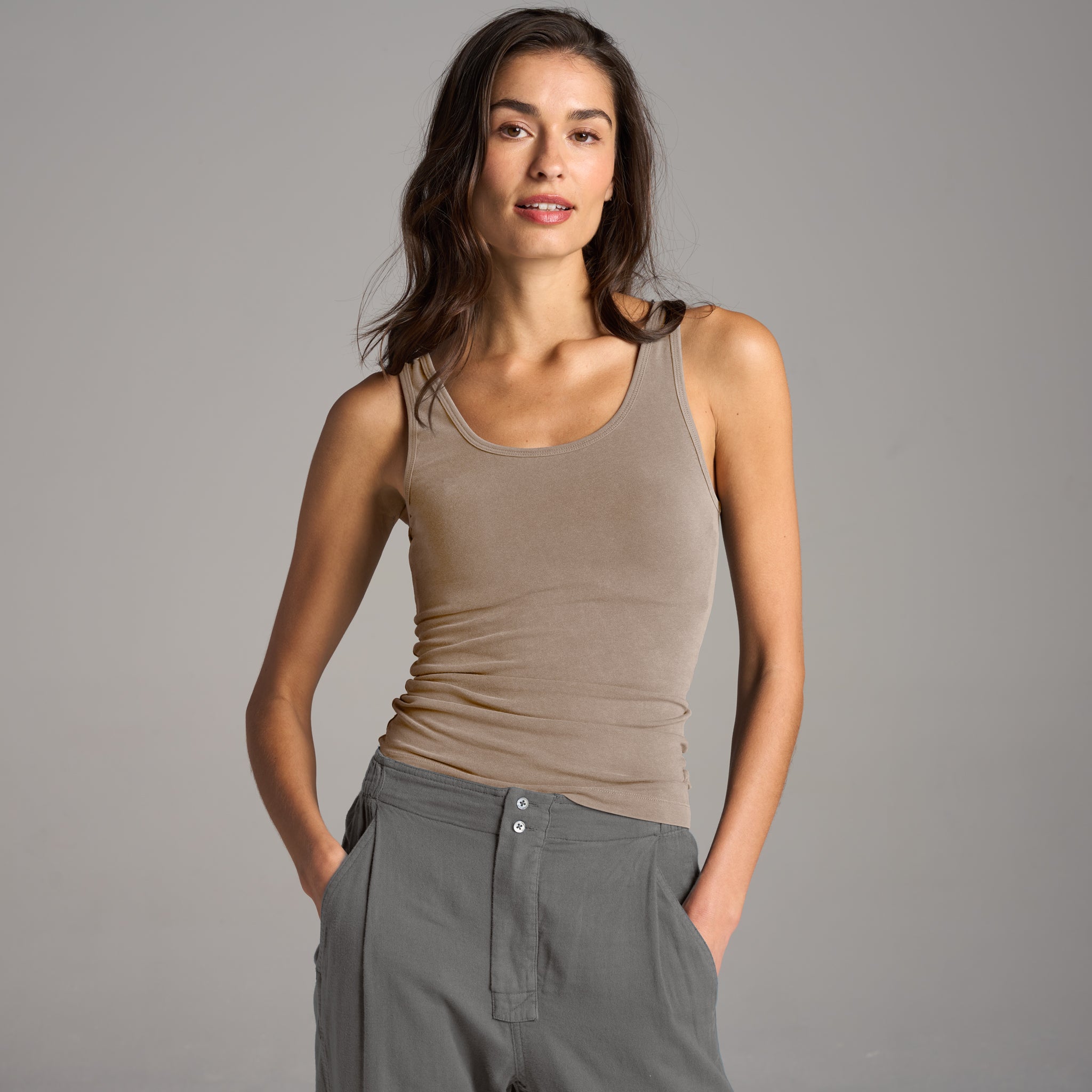 Delphine Scoop Neck Tank – Rowan
