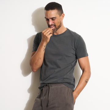 Mens Noah Standard Tee MKTP0019 Faded Black