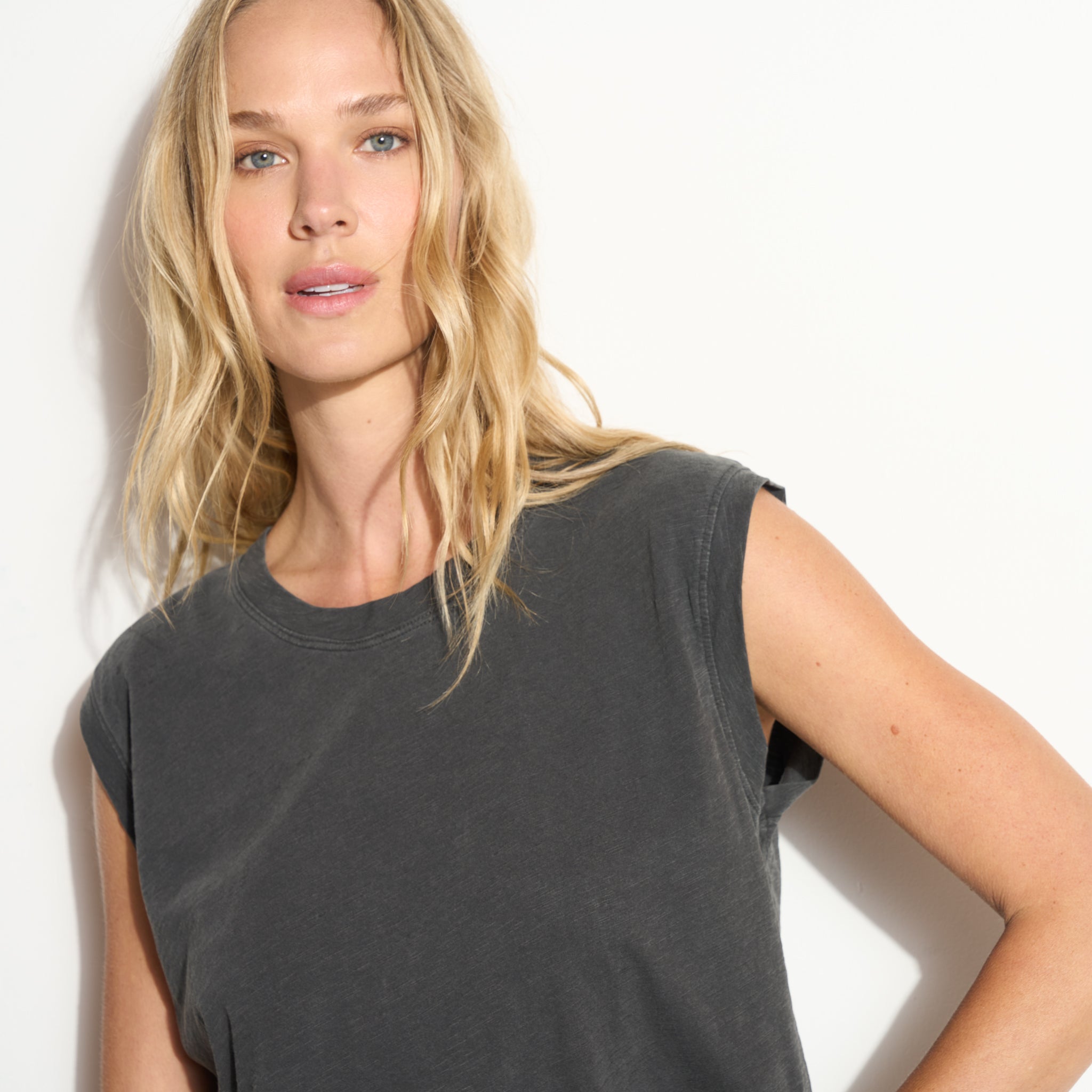 SISANDI MIES BRAZILIAN savannah tan サイズ1 Savannah Muscle Tank