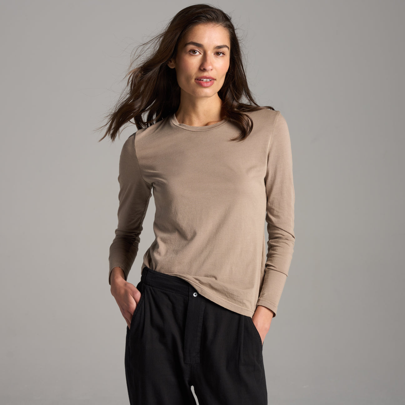 Tyler Long Sleeve Crew Neck Tee – Rowan