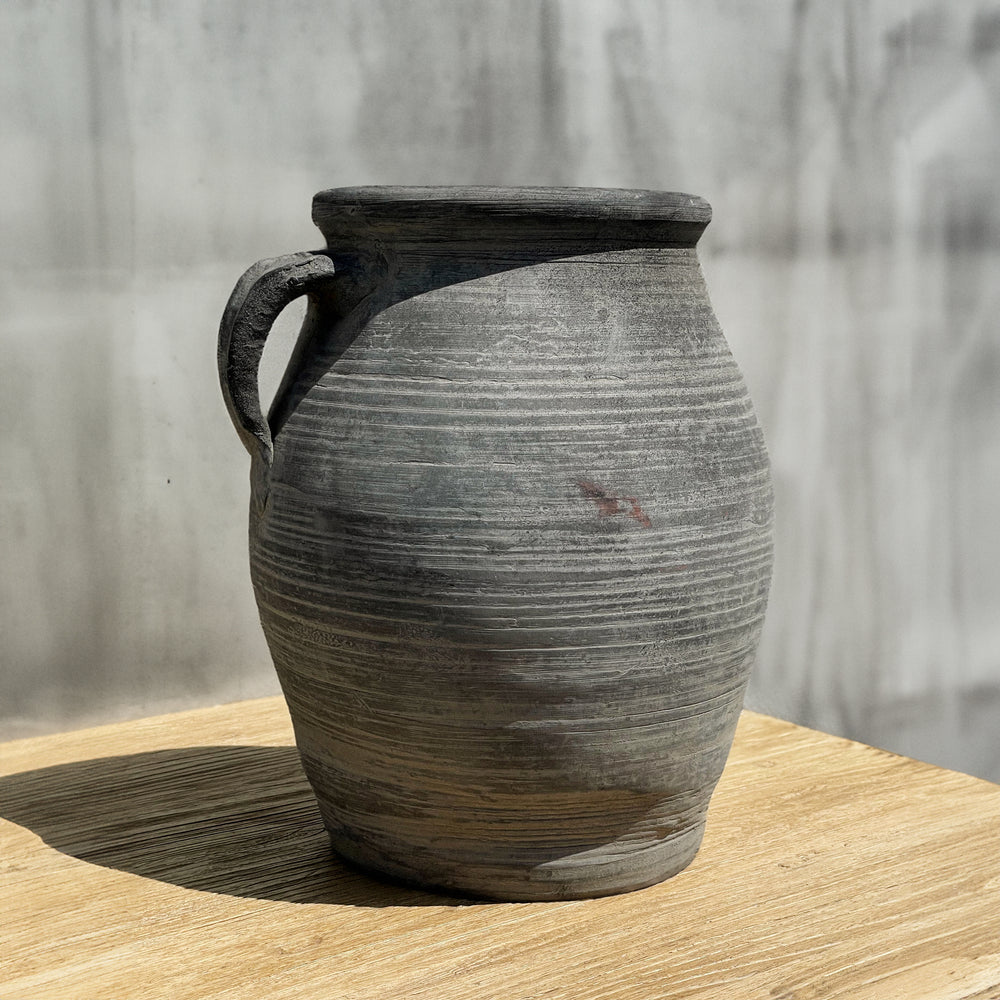Home One Handle Pottery Jar