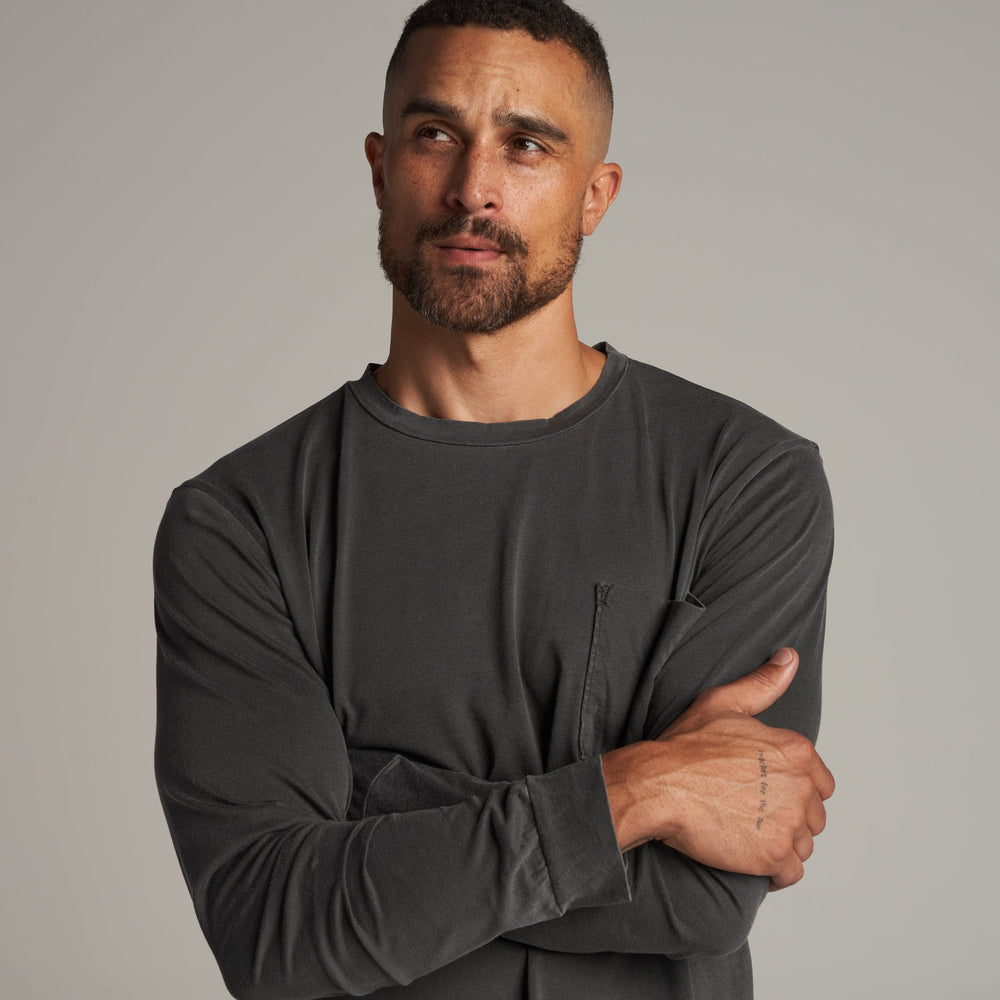 Mens Asher Long Sleeve Pocket Tee MKTP0003 Faded Black